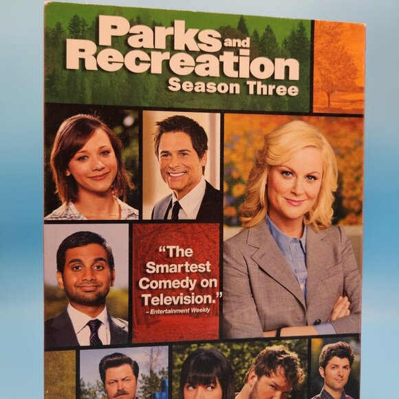 Parks and Recreation DVD Seasons 1-4 - Picture 5 of 6